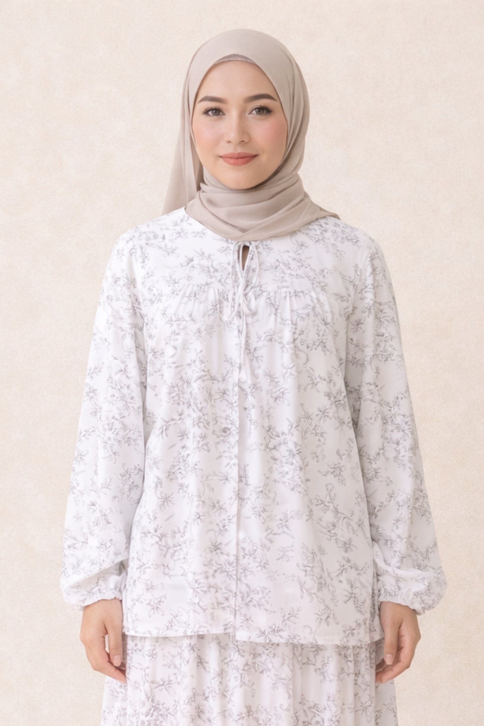 Ardhea Blouse & Skirt