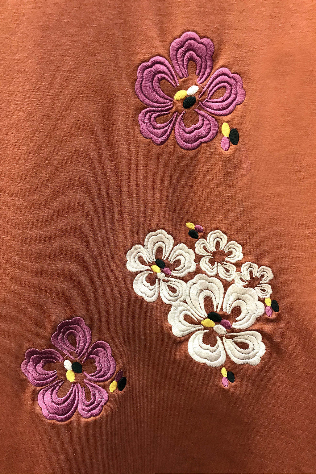 Emi Basic T-Shirt