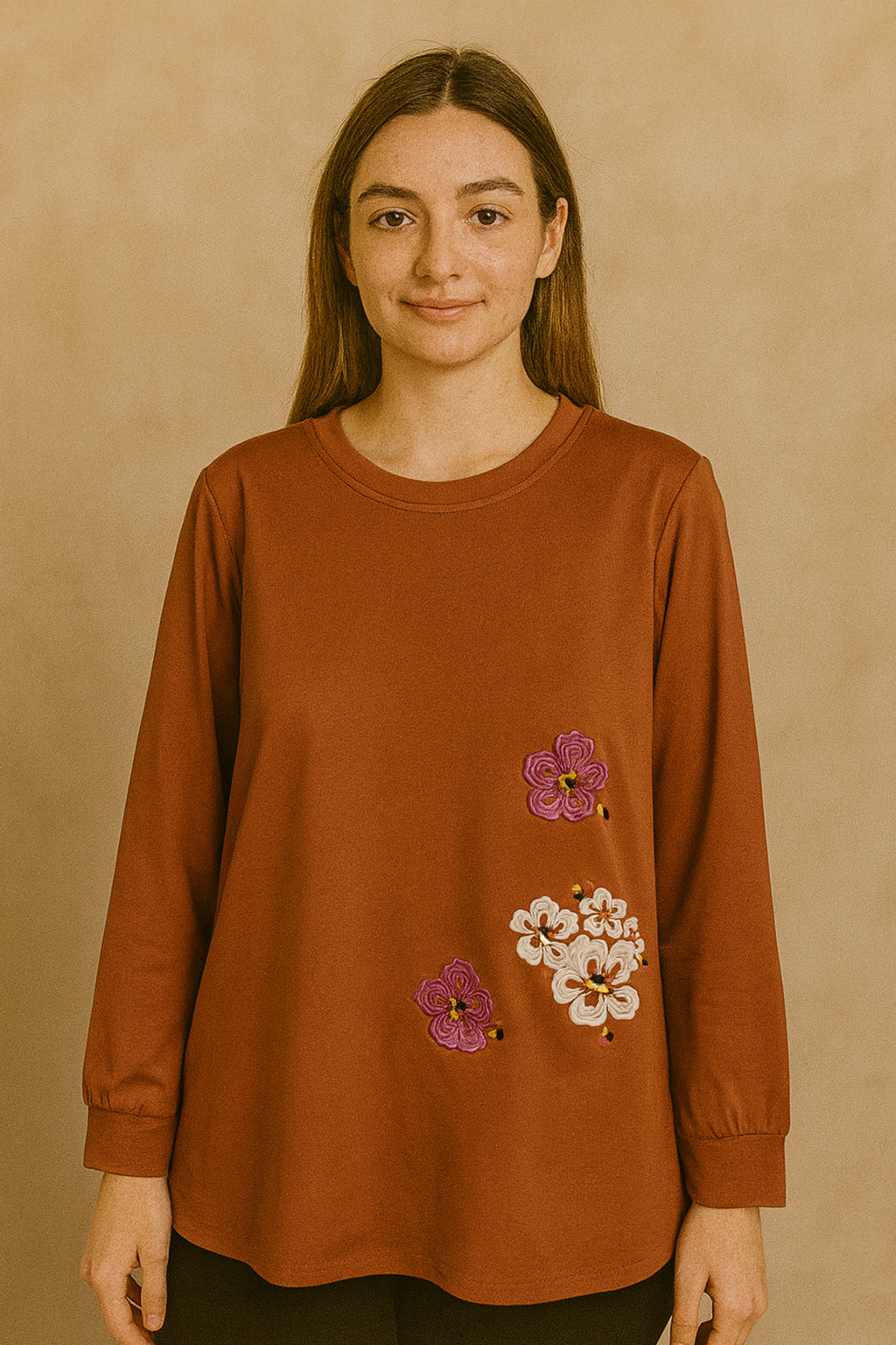 Emi Basic T-Shirt