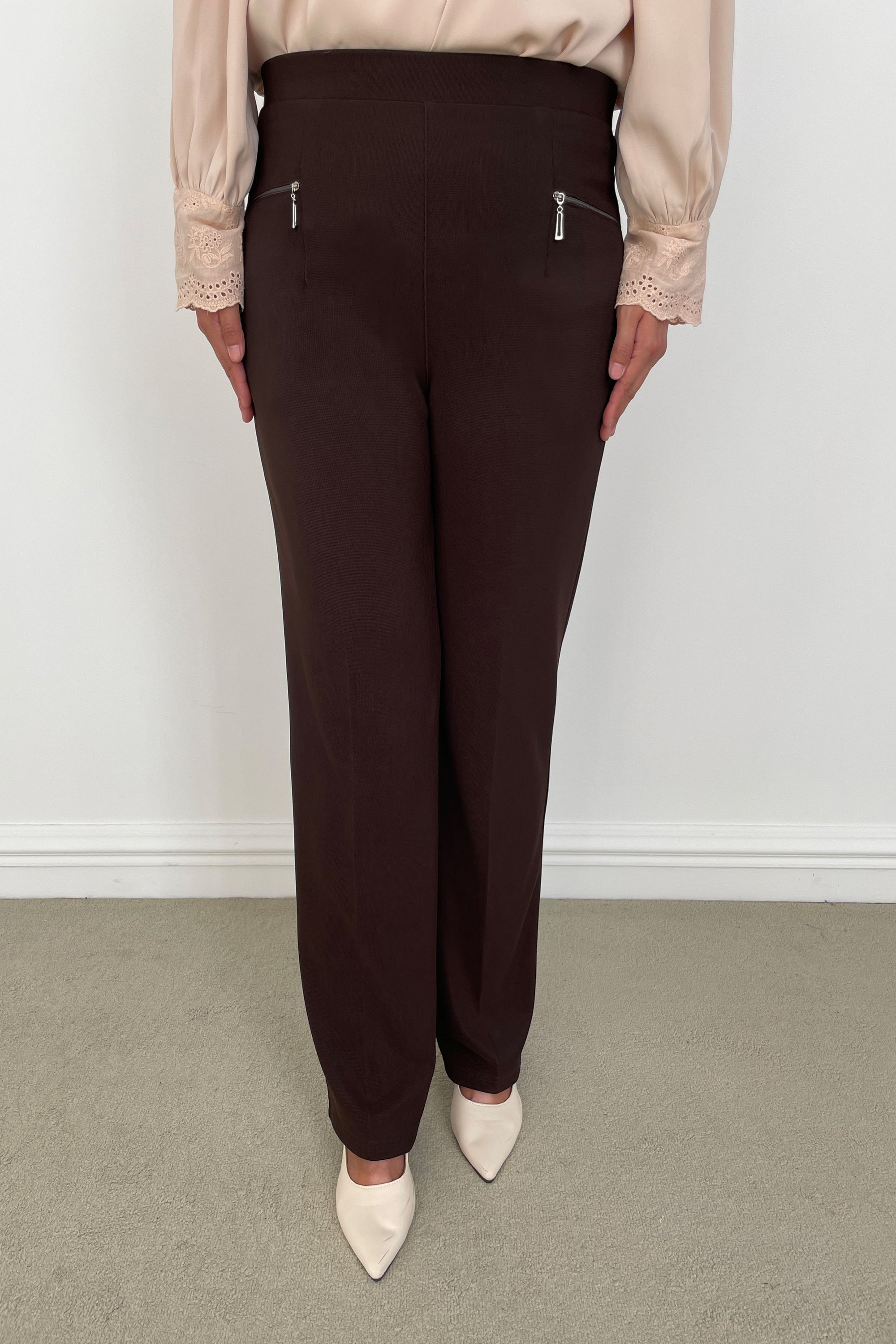 Plain Pants with Zipper Pocket - Brown